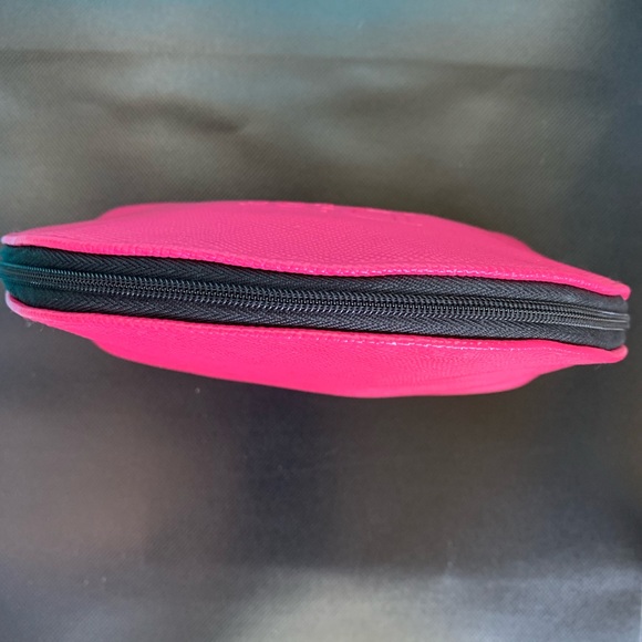 ✨NEW✨ Christian Dior Makeup Bag - Picture 2 of 2